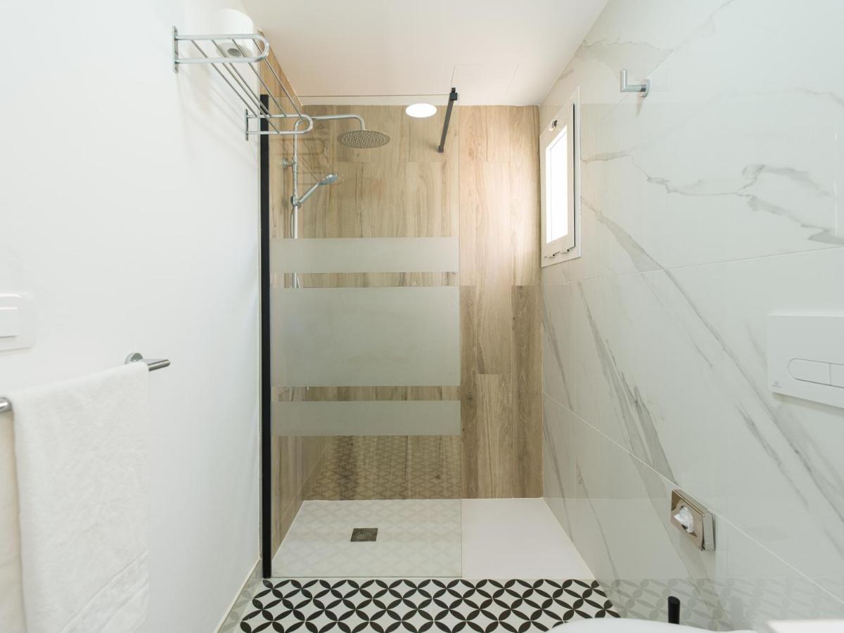 Homeforguest Moderno Apartamento Con Piscina En Κοραλέχο Εξωτερικό φωτογραφία